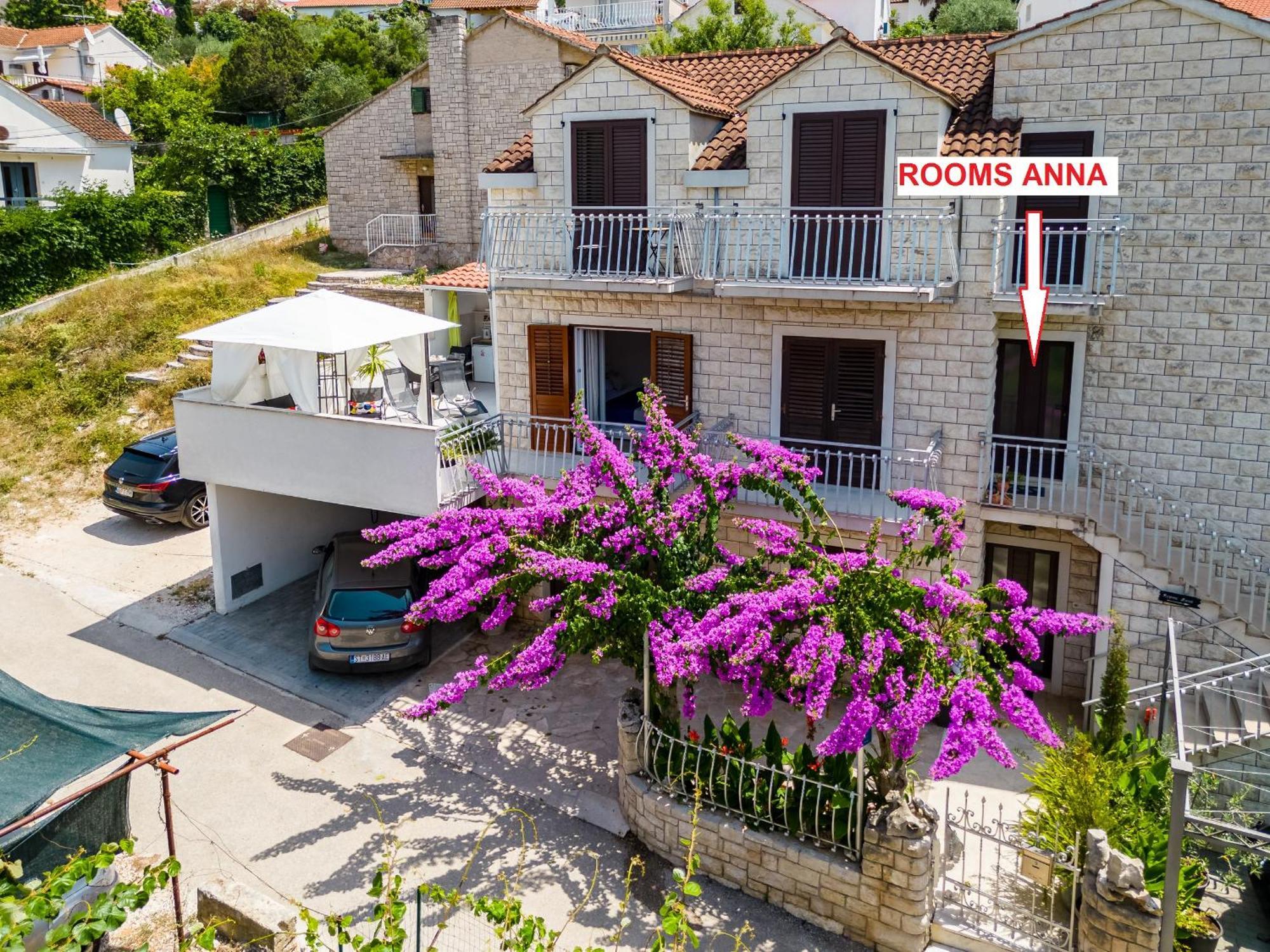Rooms Anna Milna  Exterior foto
