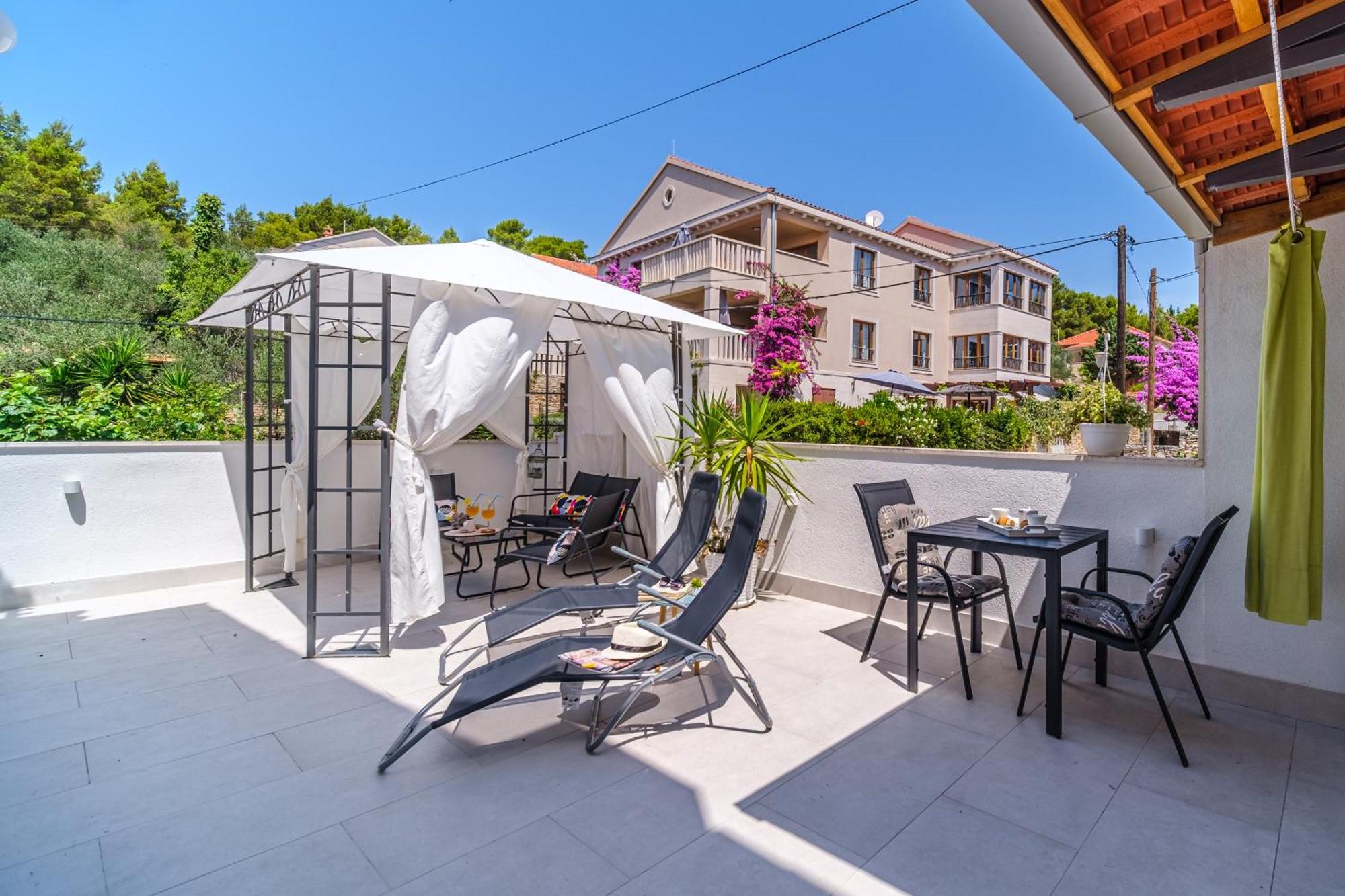 Rooms Anna Milna  Exterior foto
